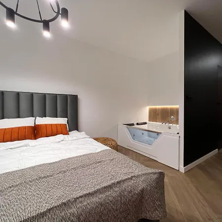 شقة Gold Sleep We Wroclawiu Z Prywatnym Jacuzzi I Duzym Lozkiem