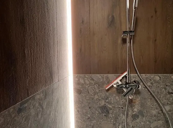 شقة Gold Sleep We Wroclawiu Z Prywatnym Jacuzzi I Duzym Lozkiem