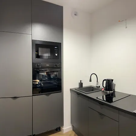 Gold Sleep We Wroclawiu Z Prywatnym Jacuzzi I Duzym Lozkiem アパート *