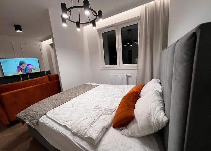 Gold Sleep We Wroclawiu Z Prywatnym Jacuzzi I Duzym Lozkiem Apartment Wroclaw