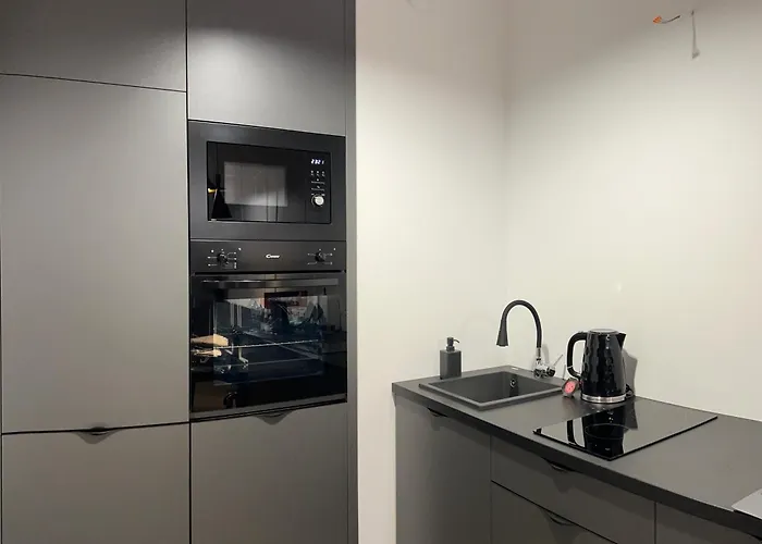 Gold Sleep We Wroclawiu Z Prywatnym Jacuzzi I Duzym Lozkiem Apartment *